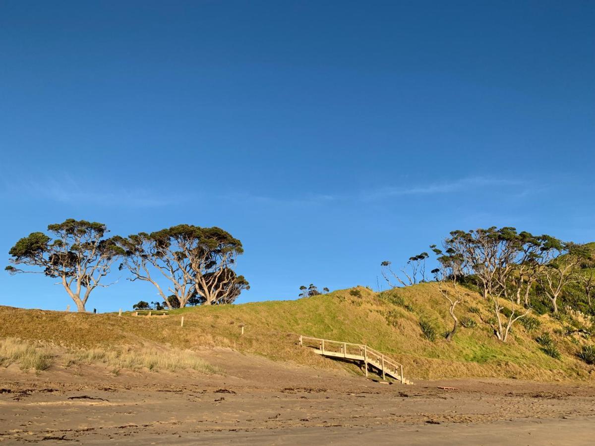 Mount And Surf View Cabin Pataua Екстериор снимка