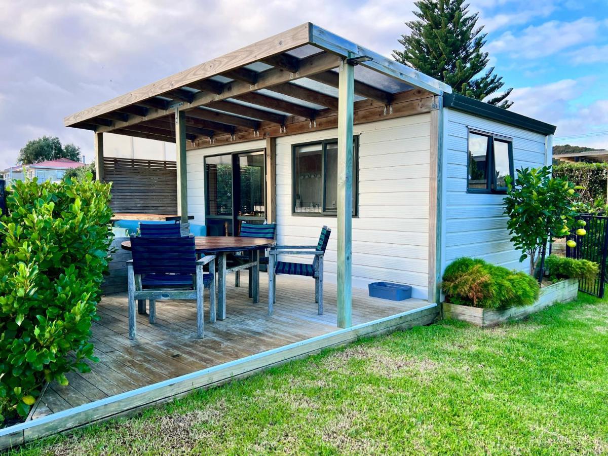 Mount And Surf View Cabin Pataua Екстериор снимка